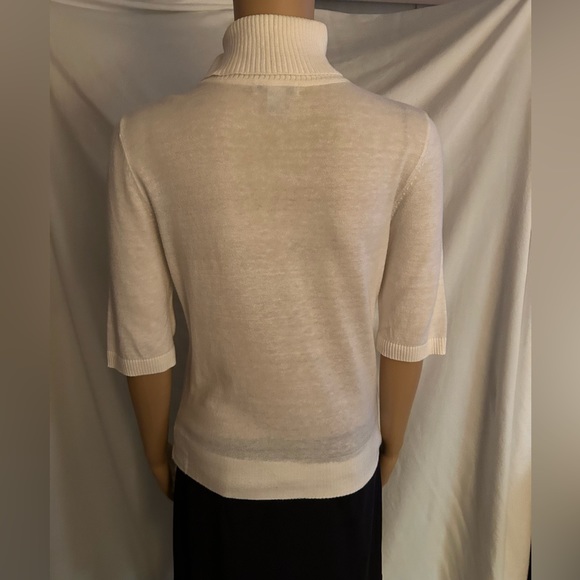 Mercer Street Studio short sleeve, lightweight turtleneck top. Sz S - Picture 2 of 3
